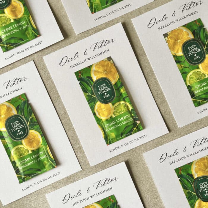 Tischkarte mit Erfrischungstuch – Bild 4